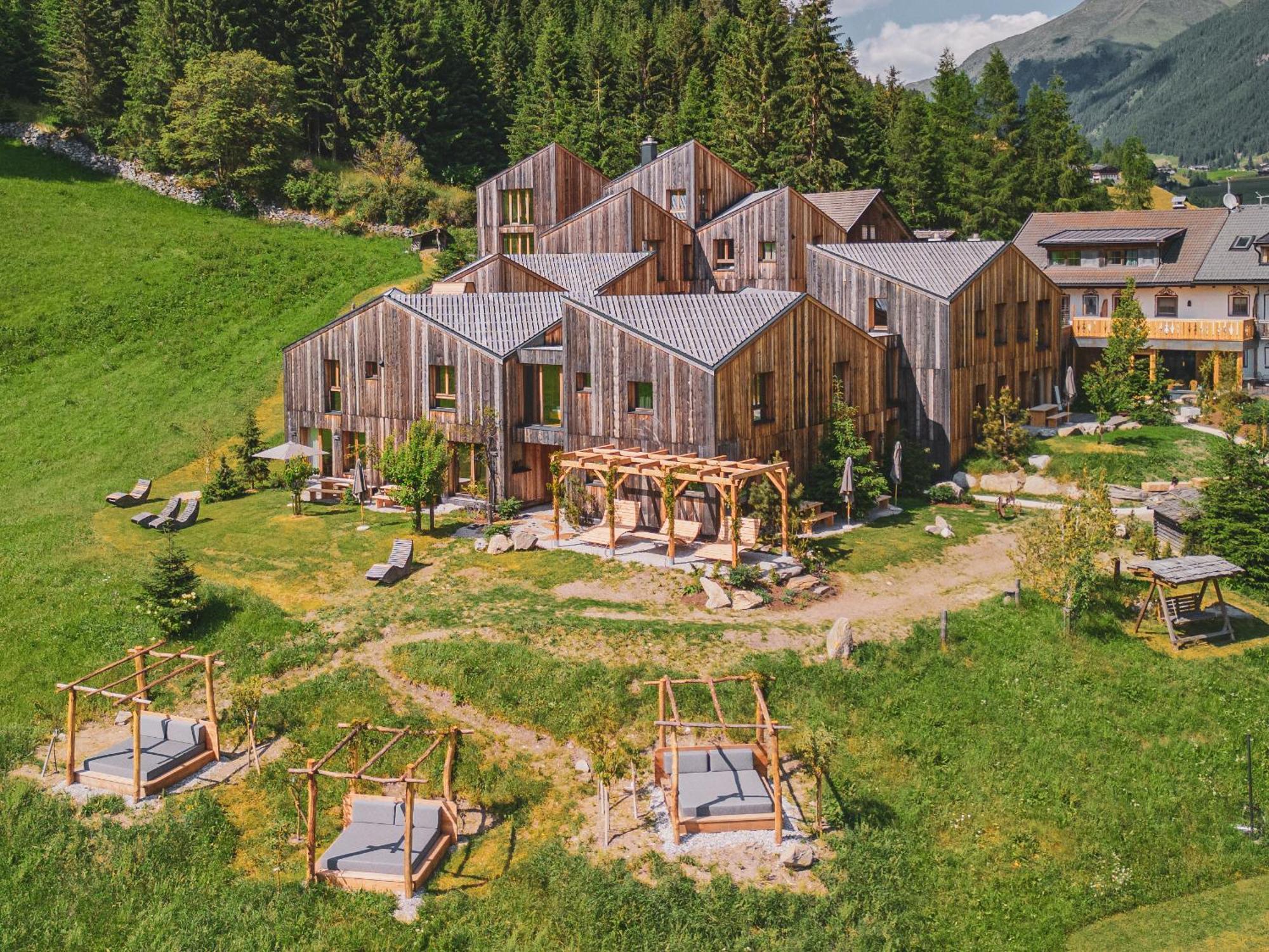 Apparthotel Bio Natur Refugium Blaslahof Santa Maddalena in Casies 外观 照片